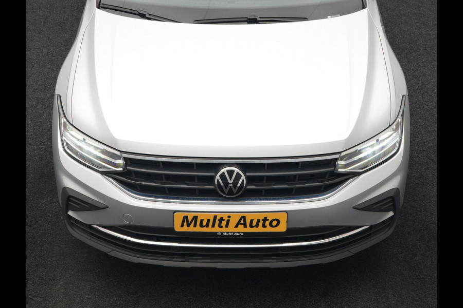 Volkswagen Tiguan 1.4 TSI eHybrid Life PHEV 245pk | Trekhaak Af Fabriek | Adaptive Cruise | Stoelen & Stuur Verwarmd | Navigatie | Virtual Cockpit | DAB | Plug In Hybrid |