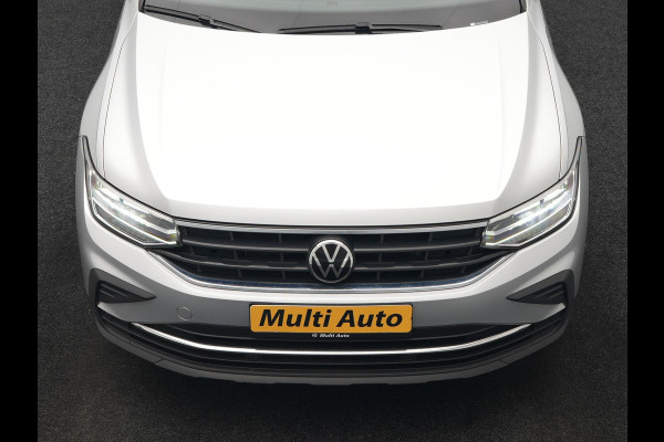 Volkswagen Tiguan 1.4 TSI eHybrid Life PHEV 245pk | Trekhaak Af Fabriek | Adaptive Cruise | Stoelen & Stuur Verwarmd | Navigatie | Virtual Cockpit | DAB | Plug In Hybrid |