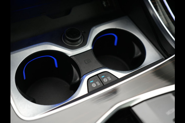 BMW X5 xDrive50e High Executive PHEV 490pk Dealer O.H. | Panodak Sky Lounge | M Sport | Luchtvering | Head Up | 360 Camera | Harman / Kardon | Nappa Lederen Comfortstoelen Memory & Verwarmd | Carbon Schwarz | Apple Carplay | Keyless | Blis | 22"L Plug In Hybrid |
