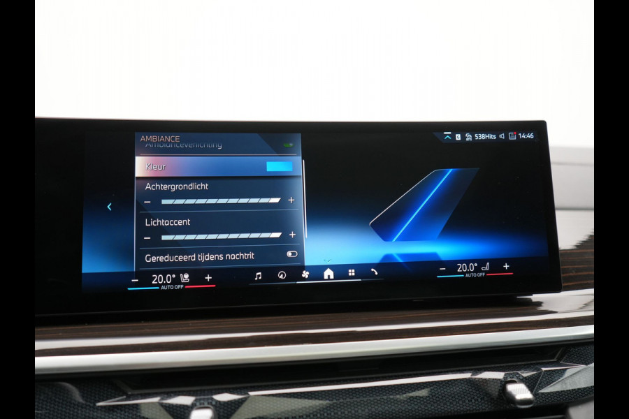 BMW X5 xDrive50e High Executive PHEV 490pk Dealer O.H. | Panodak Sky Lounge | M Sport | Luchtvering | Head Up | 360 Camera | Harman / Kardon | Nappa Lederen Comfortstoelen Memory & Verwarmd | Carbon Schwarz | Apple Carplay | Keyless | Blis | 22"L Plug In Hybrid |