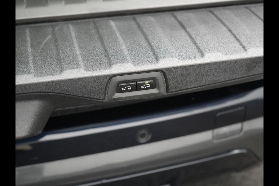 BMW X5 xDrive50e High Executive PHEV 490pk Dealer O.H. | Panodak Sky Lounge | M Sport | Luchtvering | Head Up | 360 Camera | Harman / Kardon | Nappa Lederen Comfortstoelen Memory & Verwarmd | Carbon Schwarz | Apple Carplay | Keyless | Blis | 22"L Plug In Hybrid |