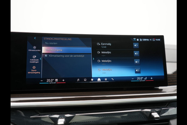 BMW X5 xDrive50e High Executive PHEV 490pk Dealer O.H. | Panodak Sky Lounge | M Sport | Luchtvering | Head Up | 360 Camera | Harman / Kardon | Nappa Lederen Comfortstoelen Memory & Verwarmd | Carbon Schwarz | Apple Carplay | Keyless | Blis | 22"L Plug In Hybrid |