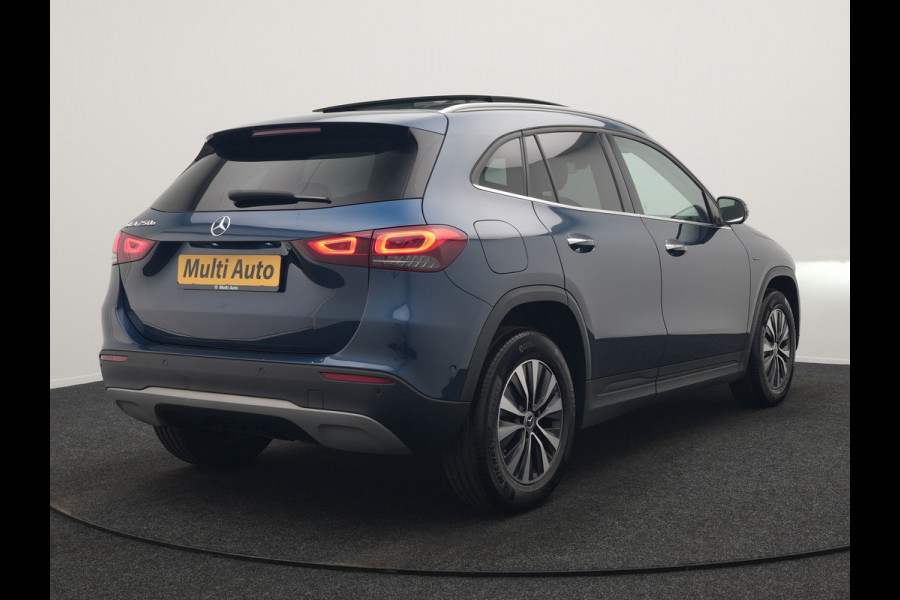 Mercedes-Benz GLA 250 e Style PHEV 218pk Dealer O.H. | Panodak | Adaptive Cruise | 360 Camera | Sportstoelen Memory & Verwarmd | Sfeerverlichting | Blis | Keyless | Apple Carplay | Navigatie | DAB | Plug In Hybrid |