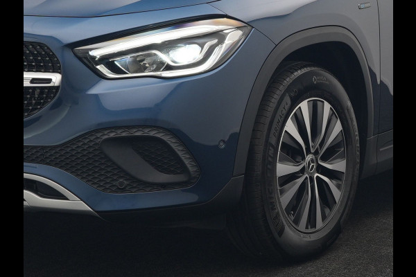 Mercedes-Benz GLA 250 e Style PHEV 218pk Dealer O.H. | Panodak | Adaptive Cruise | 360 Camera | Sportstoelen Memory & Verwarmd | Sfeerverlichting | Blis | Keyless | Apple Carplay | Navigatie | DAB | Plug In Hybrid |