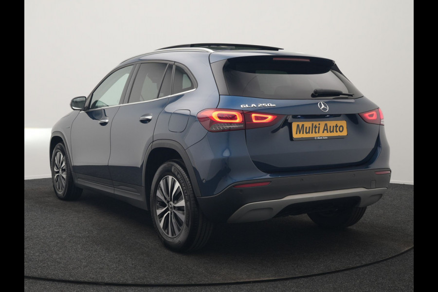 Mercedes-Benz GLA 250 e Style PHEV 218pk Dealer O.H. | Panodak | Adaptive Cruise | 360 Camera | Sportstoelen Memory & Verwarmd | Sfeerverlichting | Blis | Keyless | Apple Carplay | Navigatie | DAB | Plug In Hybrid |