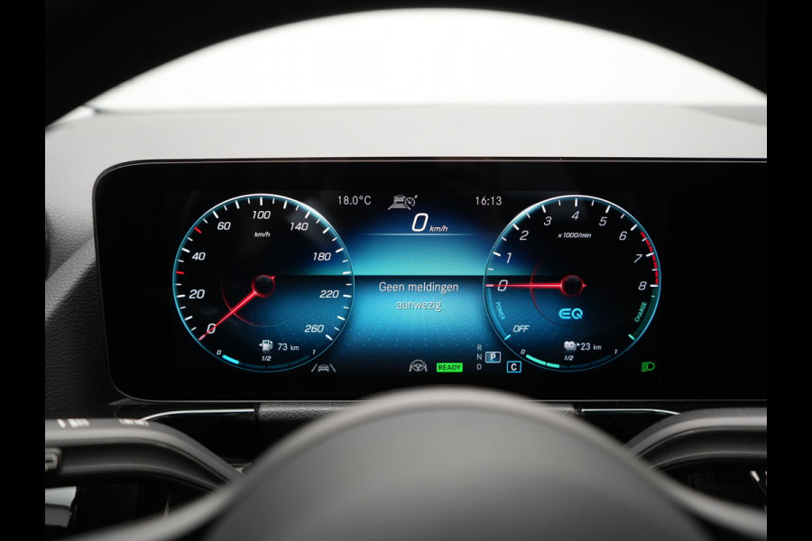 Mercedes-Benz GLA 250 e Style PHEV 218pk Dealer O.H. | Panodak | Adaptive Cruise | 360 Camera | Sportstoelen Memory & Verwarmd | Sfeerverlichting | Blis | Keyless | Apple Carplay | Navigatie | DAB | Plug In Hybrid |