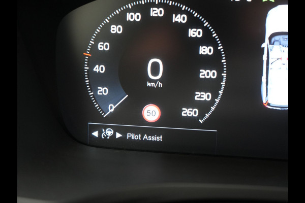 Volvo V60 T6 Recharge AWD Inscription PHEV 340pk | Panodak | Adaptive Cruise | Elektrische achterklep | Camera | Stoelen & Stuur Verwarmd | Keyless | Blis | Apple Carplay | Navigatie | DAB | Virtual | 18"L.M | Plug In Hybrid |