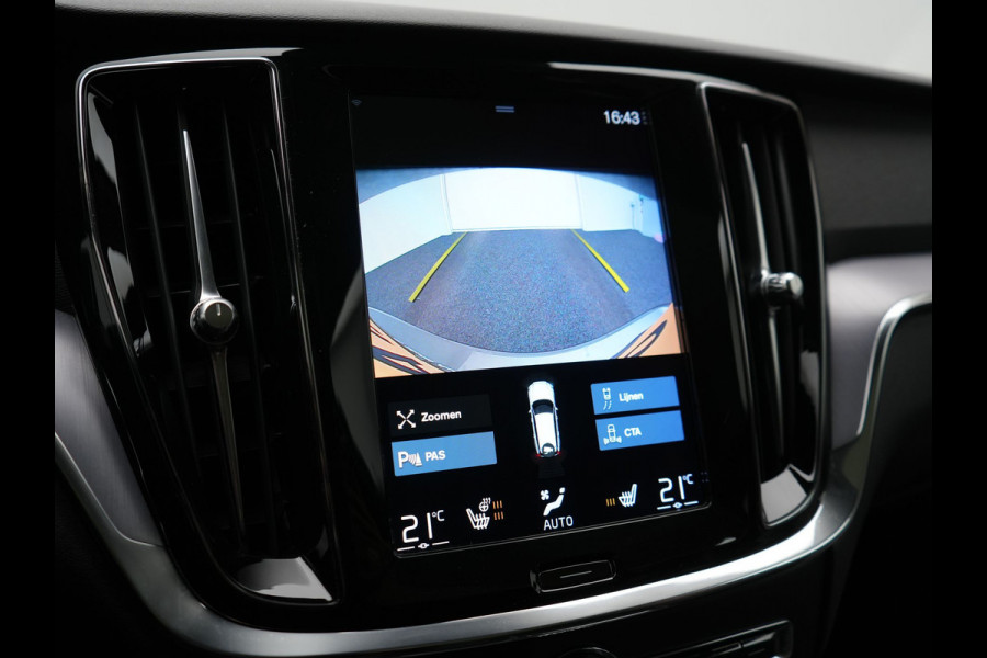 Volvo V60 T6 Recharge AWD Inscription PHEV 340pk | Panodak | Adaptive Cruise | Elektrische achterklep | Camera | Stoelen & Stuur Verwarmd | Keyless | Blis | Apple Carplay | Navigatie | DAB | Virtual | 18"L.M | Plug In Hybrid |