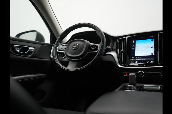 Volvo V60 T6 Recharge AWD Inscription PHEV 340pk | Panodak | Adaptive Cruise | Elektrische achterklep | Camera | Stoelen & Stuur Verwarmd | Keyless | Blis | Apple Carplay | Navigatie | DAB | Virtual | 18"L.M | Plug In Hybrid |