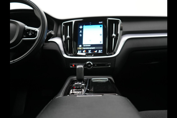 Volvo V60 T6 Recharge AWD Inscription PHEV 340pk | Panodak | Adaptive Cruise | Elektrische achterklep | Camera | Stoelen & Stuur Verwarmd | Keyless | Blis | Apple Carplay | Navigatie | DAB | Virtual | 18"L.M | Plug In Hybrid |