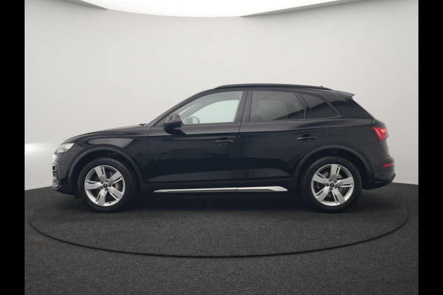 Audi Q5 50 TFSI e S Line FACELIFT PHEV 300pk Dealer O.H. | Luchtvering | Adaptive Cruise | Matrix Led | 360 Camera | Sportstoelen Verwarmd | Sfeerverlichting | Blis | Park Assist | Navigatie | DAB | Standkachel | Plug In Hybrid |