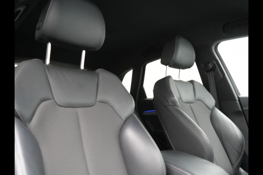 Audi Q5 50 TFSI e S Line FACELIFT PHEV 300pk Dealer O.H. | Luchtvering | Adaptive Cruise | Matrix Led | 360 Camera | Sportstoelen Verwarmd | Sfeerverlichting | Blis | Park Assist | Navigatie | DAB | Standkachel | Plug In Hybrid |