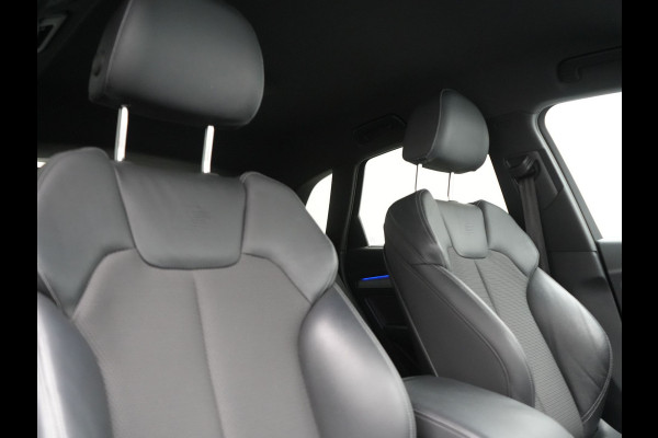 Audi Q5 50 TFSI e S Line FACELIFT PHEV 300pk Dealer O.H. | Luchtvering | Adaptive Cruise | Matrix Led | 360 Camera | Sportstoelen Verwarmd | Sfeerverlichting | Blis | Park Assist | Navigatie | DAB | Standkachel | Plug In Hybrid |
