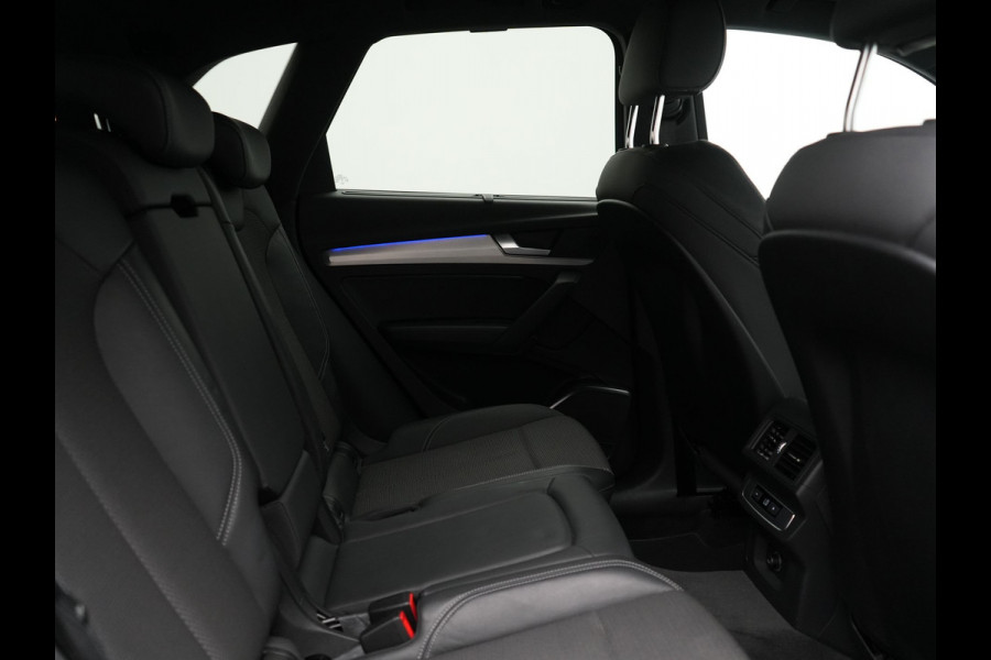 Audi Q5 50 TFSI e S Line FACELIFT PHEV 300pk Dealer O.H. | Luchtvering | Adaptive Cruise | Matrix Led | 360 Camera | Sportstoelen Verwarmd | Sfeerverlichting | Blis | Park Assist | Navigatie | DAB | Standkachel | Plug In Hybrid |