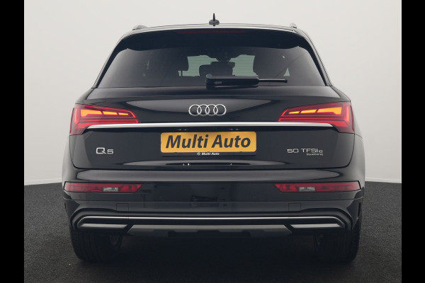 Audi Q5 50 TFSI e S Line FACELIFT PHEV 300pk Dealer O.H. | Luchtvering | Adaptive Cruise | Matrix Led | 360 Camera | Sportstoelen Verwarmd | Sfeerverlichting | Blis | Park Assist | Navigatie | DAB | Standkachel | Plug In Hybrid |