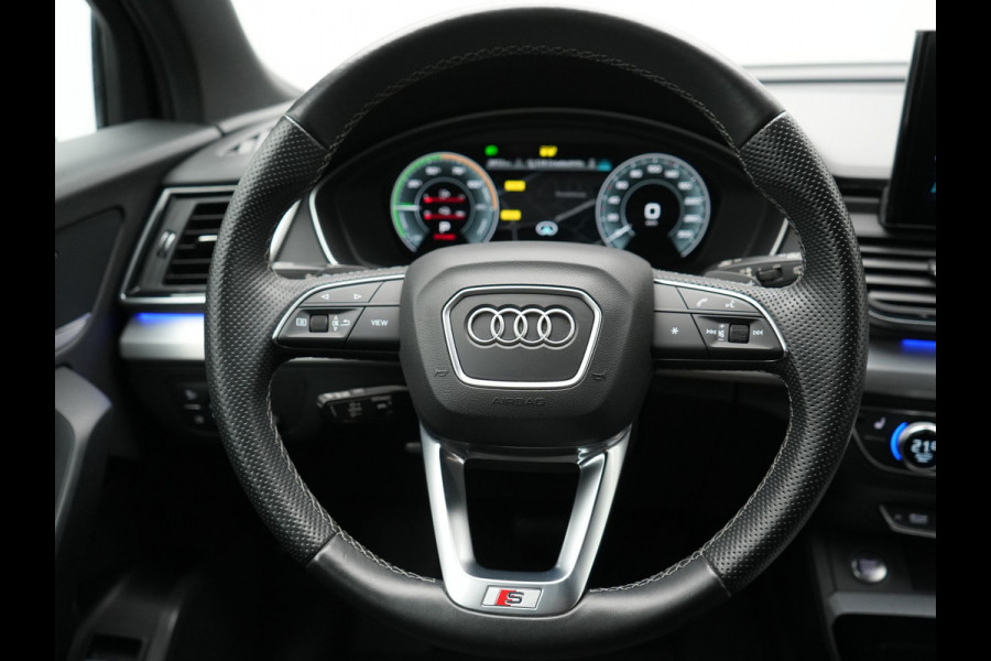 Audi Q5 50 TFSI e S Line FACELIFT PHEV 300pk Dealer O.H. | Luchtvering | Adaptive Cruise | Matrix Led | 360 Camera | Sportstoelen Verwarmd | Sfeerverlichting | Blis | Park Assist | Navigatie | DAB | Standkachel | Plug In Hybrid |
