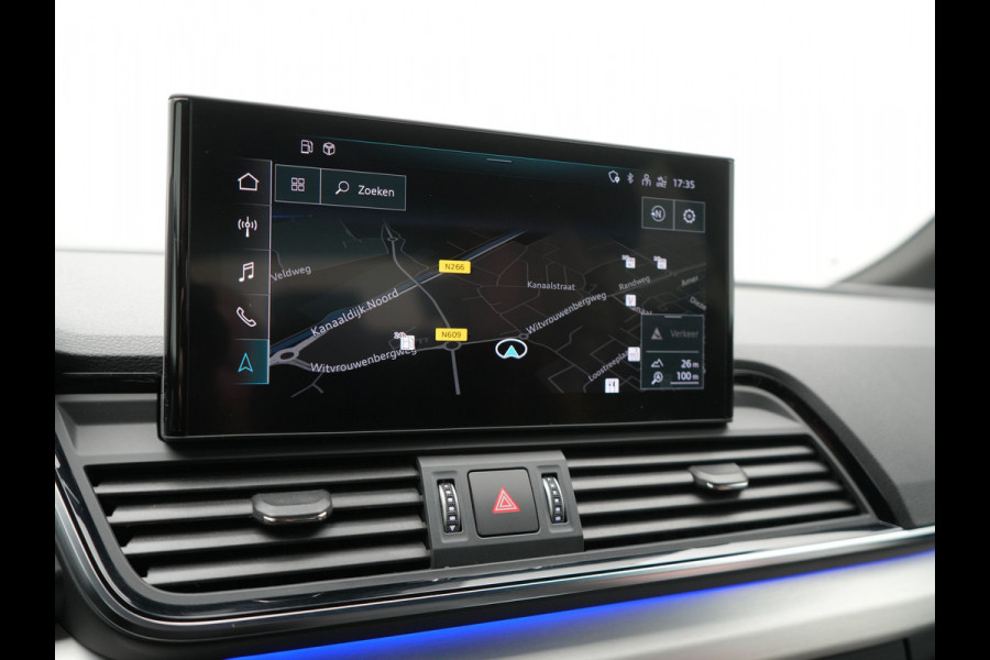 Audi Q5 50 TFSI e S Line FACELIFT PHEV 300pk Dealer O.H. | Luchtvering | Adaptive Cruise | Matrix Led | 360 Camera | Sportstoelen Verwarmd | Sfeerverlichting | Blis | Park Assist | Navigatie | DAB | Standkachel | Plug In Hybrid |