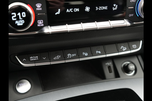 Audi Q5 50 TFSI e S Line FACELIFT PHEV 300pk Dealer O.H. | Luchtvering | Adaptive Cruise | Matrix Led | 360 Camera | Sportstoelen Verwarmd | Sfeerverlichting | Blis | Park Assist | Navigatie | DAB | Standkachel | Plug In Hybrid |