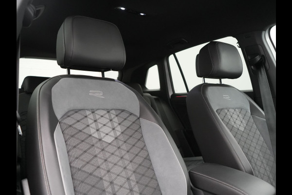 Volkswagen Tiguan 1.4 TSI eHybrid R-Line PHEV 245pk Dealer O.H | Trekhaak Af Fabriek | Adaptive Cruise | IQ Light | Adaptive Onderstel | Camera | Alcantara Sportstoelen & Stuur Verwarmd | Blis | Keyless | Sfeerverlichting | Virtual | Navigatie | DAB | 20"L.M | Plug In Hybrid |
