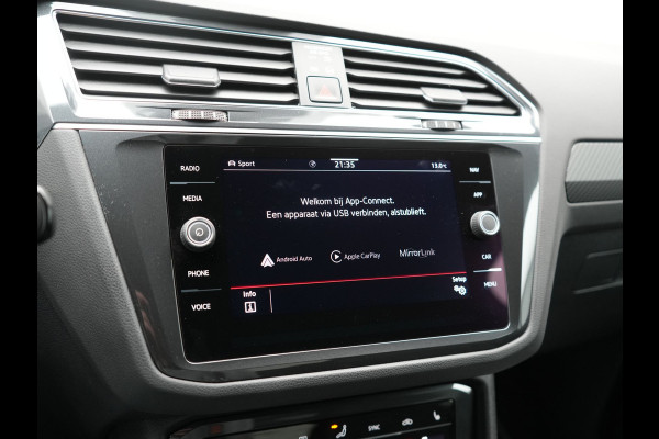 Volkswagen Tiguan 1.4 TSI eHybrid R-Line PHEV 245pk Dealer O.H | Trekhaak Af Fabriek | Adaptive Cruise | IQ Light | Adaptive Onderstel | Camera | Alcantara Sportstoelen & Stuur Verwarmd | Blis | Keyless | Sfeerverlichting | Virtual | Navigatie | DAB | 20"L.M | Plug In Hybrid |