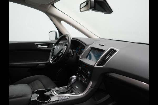 Ford Galaxy 2.0 Titanium Automaat 7 Persoons 241pk | Camera | Apple Carplay | Voorstoelen Verwarmd | Cruise Control | LED Koplampen | Navigatie |
