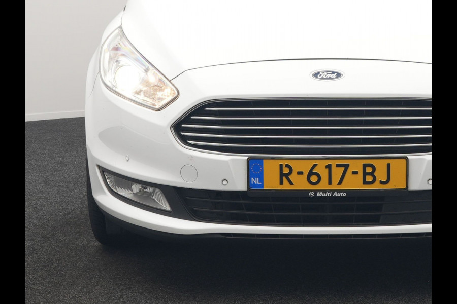 Ford Galaxy 2.0 Titanium Automaat 7 Persoons 241pk | Camera | Apple Carplay | Voorstoelen Verwarmd | Cruise Control | LED Koplampen | Navigatie |