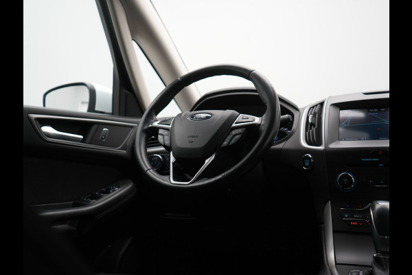 Ford Galaxy 2.0 Titanium Automaat 7 Persoons 241pk | Camera | Apple Carplay | Voorstoelen Verwarmd | Cruise Control | LED Koplampen | Navigatie |
