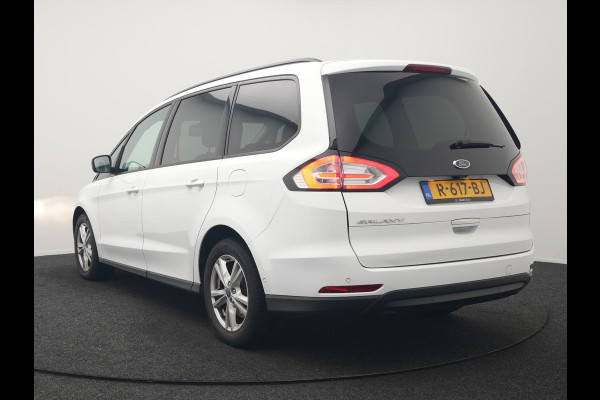 Ford Galaxy 2.0 Titanium Automaat 7 Persoons 241pk | Camera | Apple Carplay | Voorstoelen Verwarmd | Cruise Control | LED Koplampen | Navigatie |