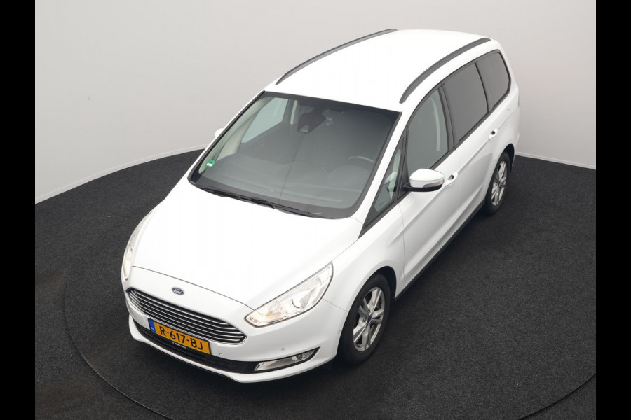 Ford Galaxy 2.0 Titanium Automaat 7 Persoons 241pk | Camera | Apple Carplay | Voorstoelen Verwarmd | Cruise Control | LED Koplampen | Navigatie |