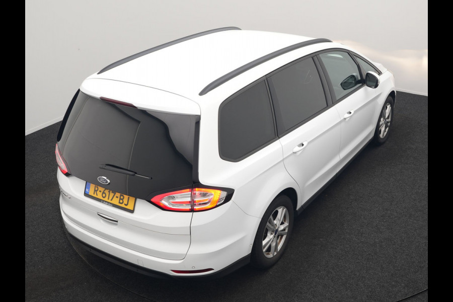 Ford Galaxy 2.0 Titanium Automaat 7 Persoons 241pk | Camera | Apple Carplay | Voorstoelen Verwarmd | Cruise Control | LED Koplampen | Navigatie |