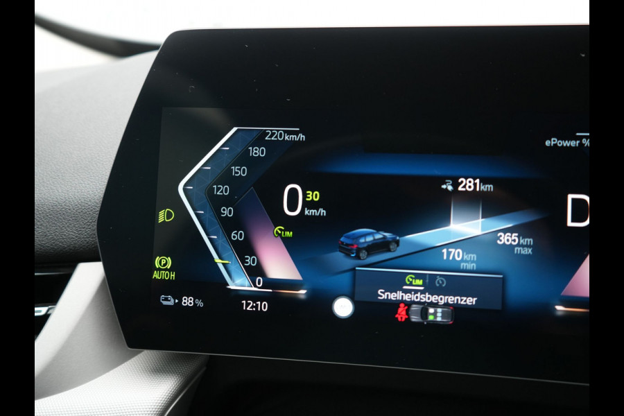 BMW iX1 xDrive30 67 kWh 313pk Dealer O.H. | Adaptief M Onderstel | Camera | Cruise Control | Stoelverwarming | Widescreen Navi | Park Assist | Apple Carplay | Navigatie | DAB | Standkachel |