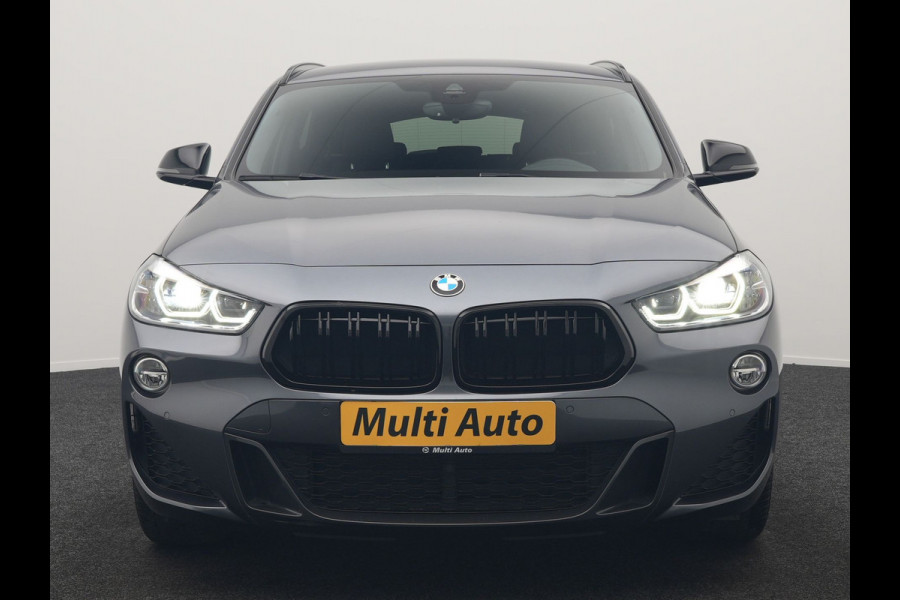 BMW X2 sDrive18i M Sport 140pk Dealer O.H. | Camera | Lederen Sportstoelen Verwarmd | Led Koplampen | Sfeerverlichting | Standkachel | Navigatie | DAB | 19''L.M. |