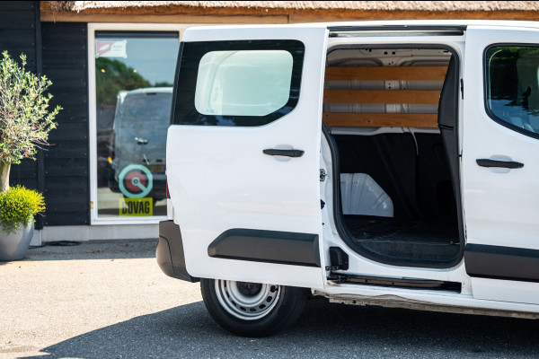 Peugeot Partner 1.2 PureTech Premium Airco I Cruise I Parkeersensoren I Bluetooth I Navigatie I NAP I Benzine