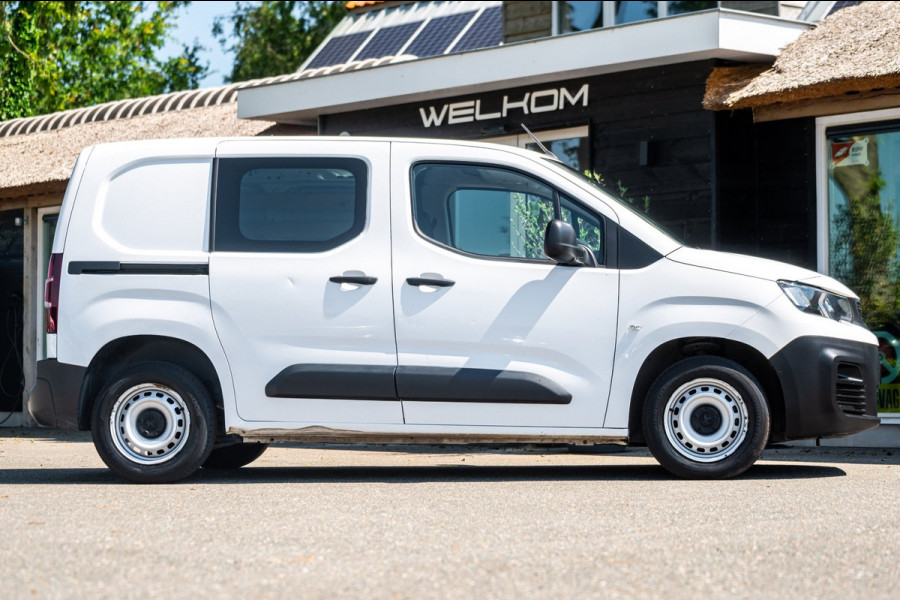 Peugeot Partner 1.2 PureTech Premium Airco I Cruise I Parkeersensoren I Bluetooth I Navigatie I NAP I Benzine