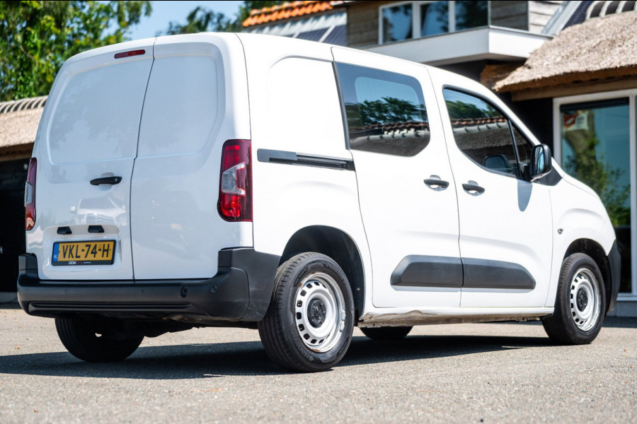 Peugeot Partner 1.2 PureTech Premium Airco I Cruise I Parkeersensoren I Bluetooth I Navigatie I NAP I Benzine