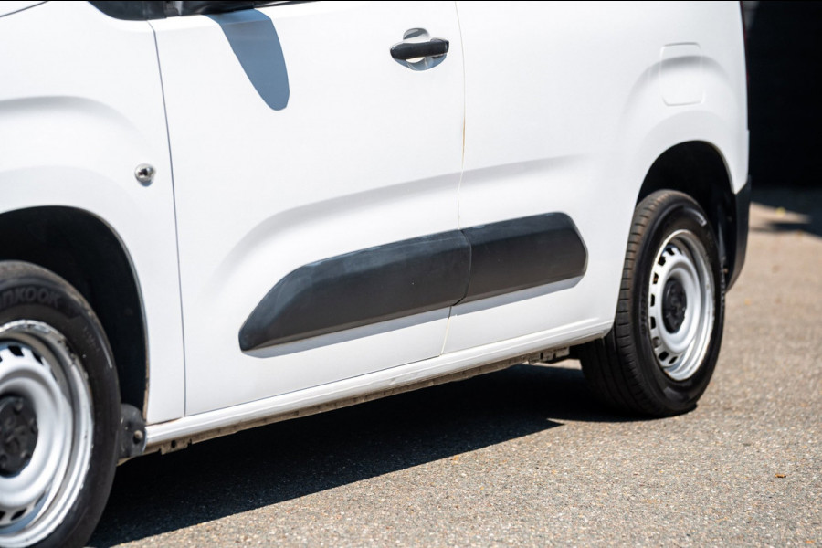 Peugeot Partner 1.2 PureTech Premium Airco I Cruise I Parkeersensoren I Bluetooth I Navigatie I NAP I Benzine