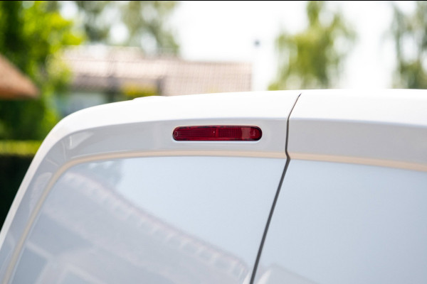 Peugeot Partner 1.2 PureTech Premium Airco I Cruise I Parkeersensoren I Bluetooth I Navigatie I NAP I Benzine