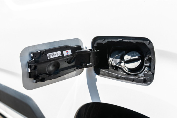 Peugeot Partner 1.2 PureTech Premium Airco I Cruise I Parkeersensoren I Bluetooth I Navigatie I NAP I Benzine