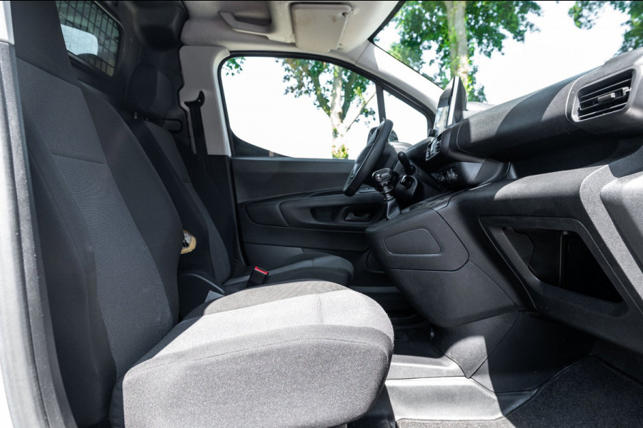 Peugeot Partner 1.2 PureTech Premium Airco I Cruise I Parkeersensoren I Bluetooth I Navigatie I NAP I Benzine