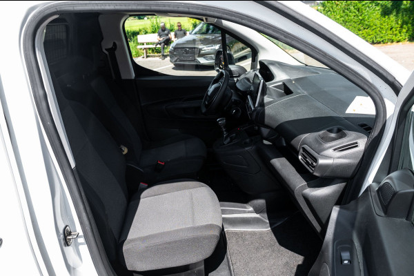 Peugeot Partner 1.2 PureTech Premium Airco I Cruise I Parkeersensoren I Bluetooth I Navigatie I NAP I Benzine