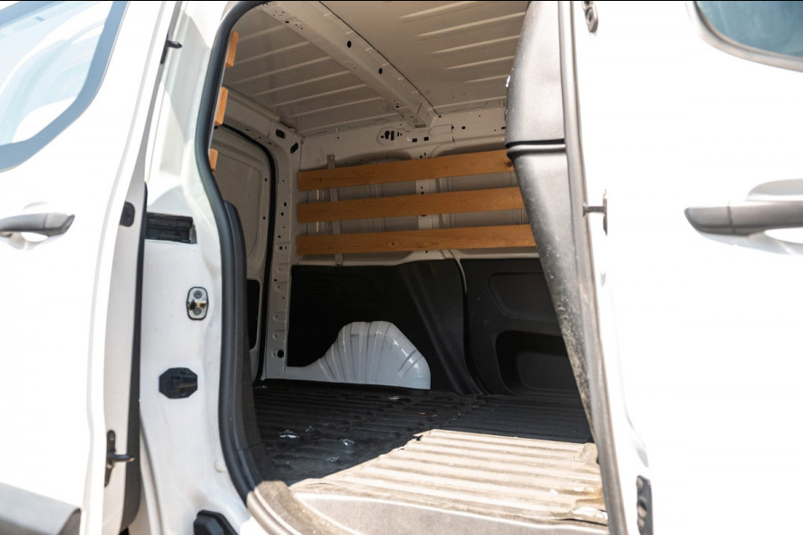 Peugeot Partner 1.2 PureTech Premium Airco I Cruise I Parkeersensoren I Bluetooth I Navigatie I NAP I Benzine