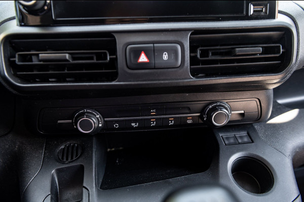 Peugeot Partner 1.2 PureTech Premium Airco I Cruise I Parkeersensoren I Bluetooth I Navigatie I NAP I Benzine