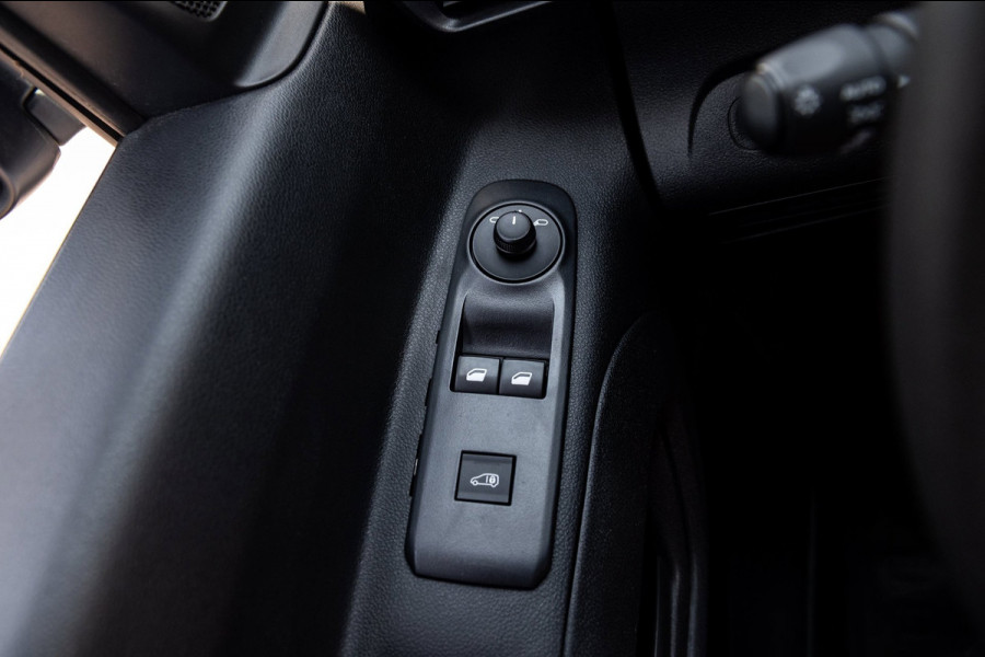 Peugeot Partner 1.2 PureTech Premium Airco I Cruise I Parkeersensoren I Bluetooth I Navigatie I NAP I Benzine