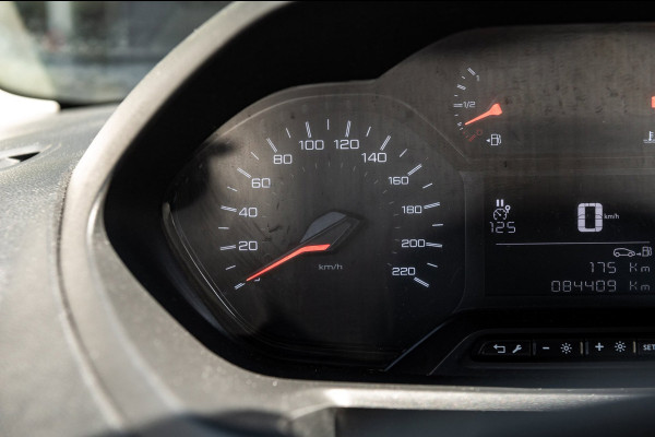 Peugeot Partner 1.2 PureTech Premium Airco I Cruise I Parkeersensoren I Bluetooth I Navigatie I NAP I Benzine