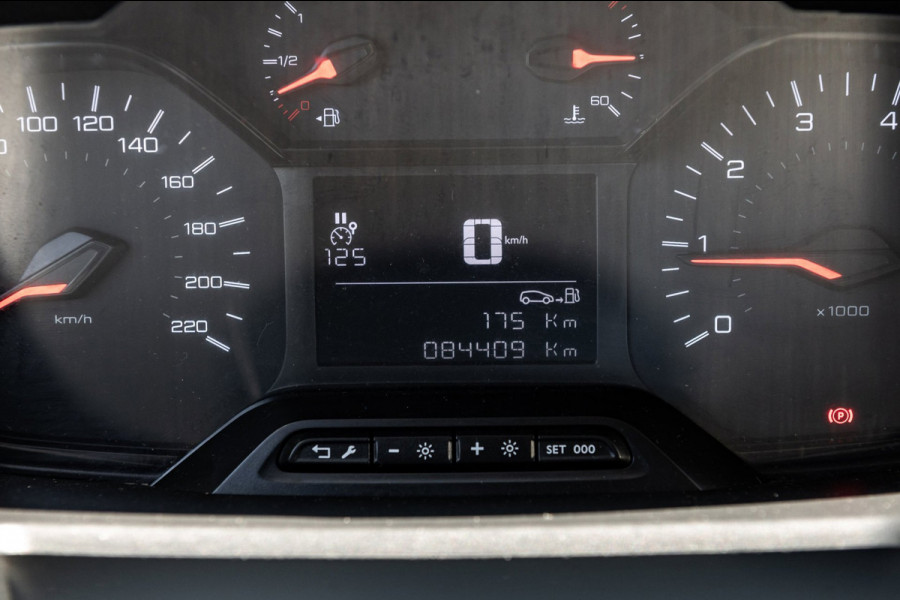 Peugeot Partner 1.2 PureTech Premium Airco I Cruise I Parkeersensoren I Bluetooth I Navigatie I NAP I Benzine