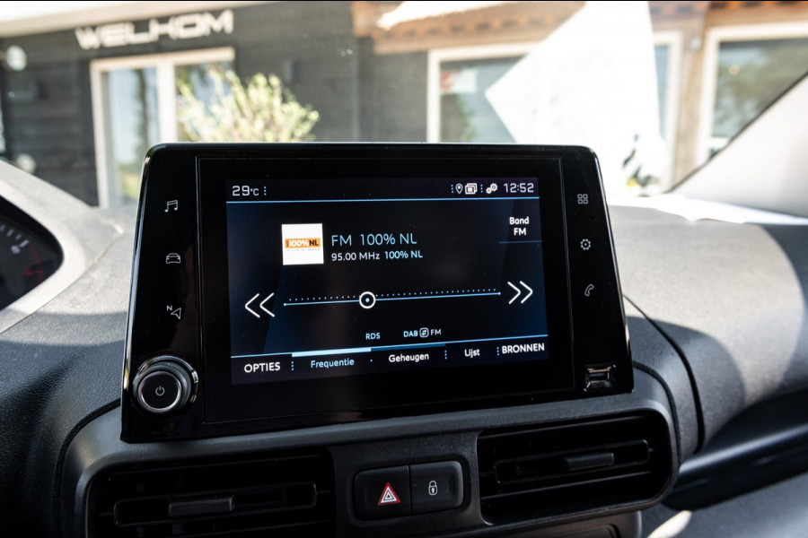 Peugeot Partner 1.2 PureTech Premium Airco I Cruise I Parkeersensoren I Bluetooth I Navigatie I NAP I Benzine