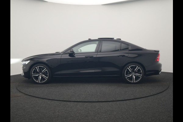 Volvo S60 T8 AWD R Design Polestar Engineerd PHEV 405pk Dealer O.H. | Panodak | Adaptive Cruise | Camera | Harman / Kardon | Lederen Sportstoelen Memory & Verwarmd | Keyless | Stuur Verwarmd | Apple Carplay | Navigatie | DAB | Plug In Hybrid |