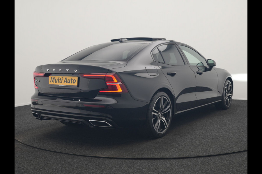 Volvo S60 T8 AWD R Design Polestar Engineerd PHEV 405pk Dealer O.H. | Panodak | Adaptive Cruise | Camera | Harman / Kardon | Lederen Sportstoelen Memory & Verwarmd | Keyless | Stuur Verwarmd | Apple Carplay | Navigatie | DAB | Plug In Hybrid |