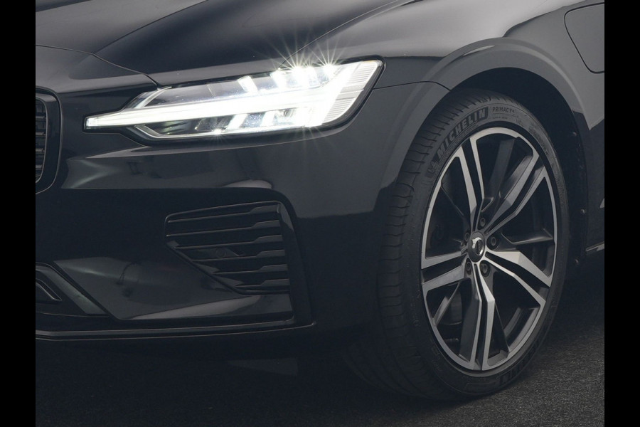 Volvo S60 T8 AWD R Design Polestar Engineerd PHEV 405pk Dealer O.H. | Panodak | Adaptive Cruise | Camera | Harman / Kardon | Lederen Sportstoelen Memory & Verwarmd | Keyless | Stuur Verwarmd | Apple Carplay | Navigatie | DAB | Plug In Hybrid |