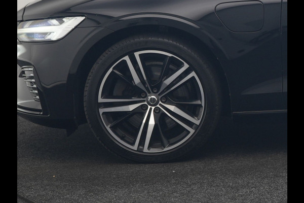 Volvo S60 T8 AWD R Design Polestar Engineerd PHEV 405pk Dealer O.H. | Panodak | Adaptive Cruise | Camera | Harman / Kardon | Lederen Sportstoelen Memory & Verwarmd | Keyless | Stuur Verwarmd | Apple Carplay | Navigatie | DAB | Plug In Hybrid |